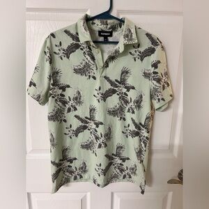 Express Men's Green Hawaiian Style Patterned Polo Shirt - Previously worn